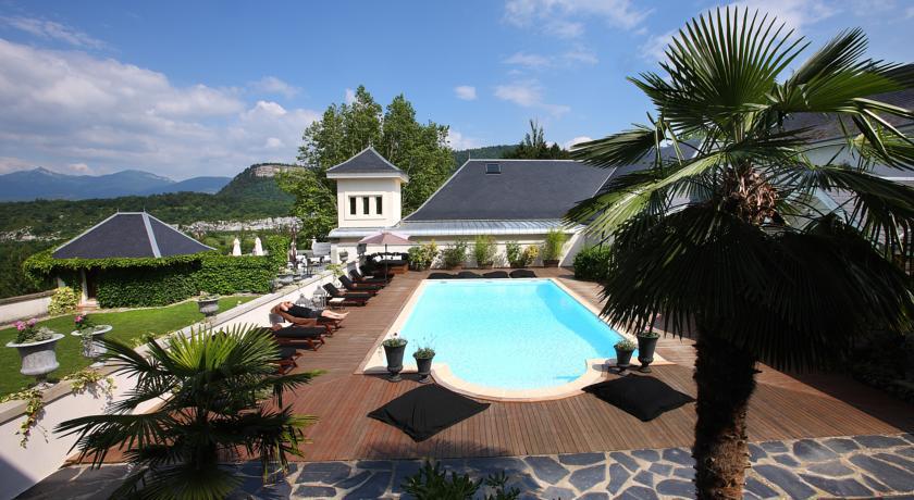 Hotel Les Saints Peres Montagnole Zewnętrze zdjęcie
