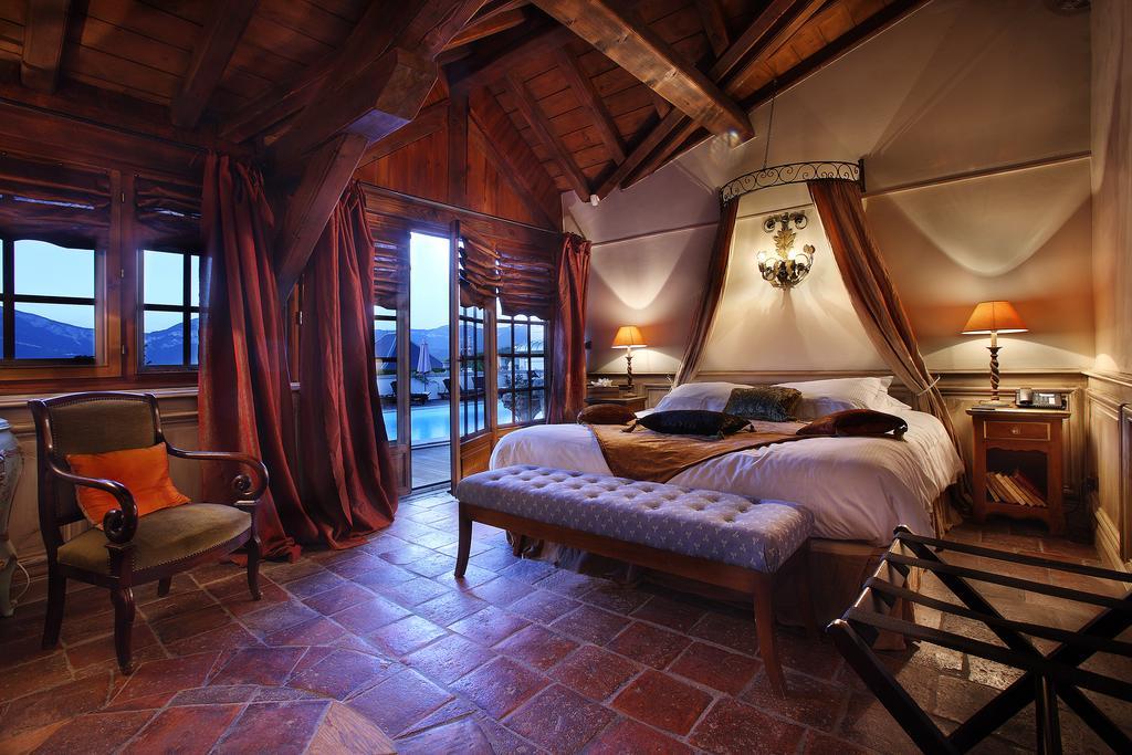 Hotel Les Saints Peres Montagnole Zewnętrze zdjęcie