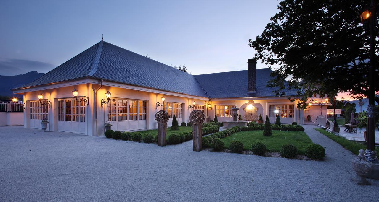 Hotel Les Saints Peres Montagnole Zewnętrze zdjęcie